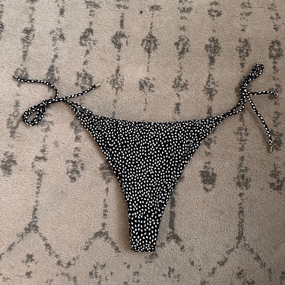 BuffBunny Shallow End string tie bikini bottom - bossy print